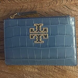 Tory Burch Britten Croc Embossed Zip Card Wallet in Blue
